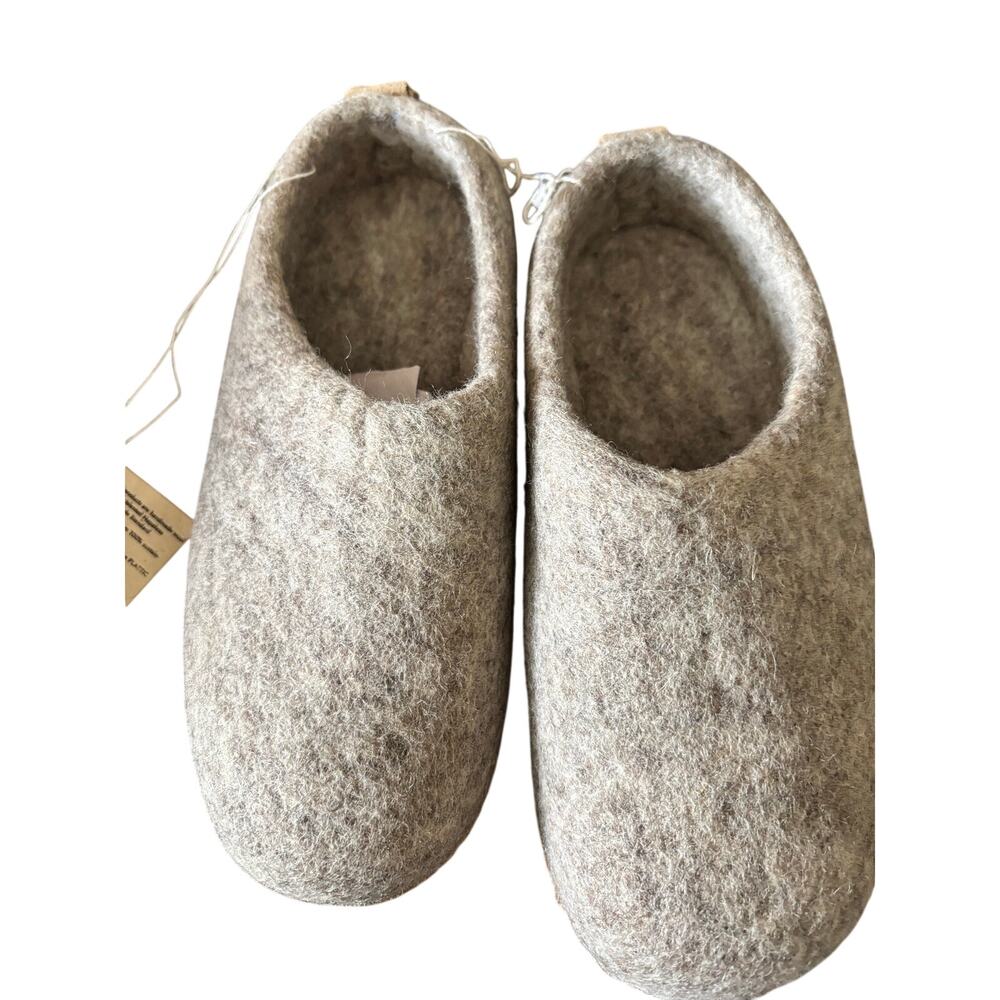 Haussimple Wool Felt Slippers US 7.5 Gray Handmade Leather Sole Eco Friendly